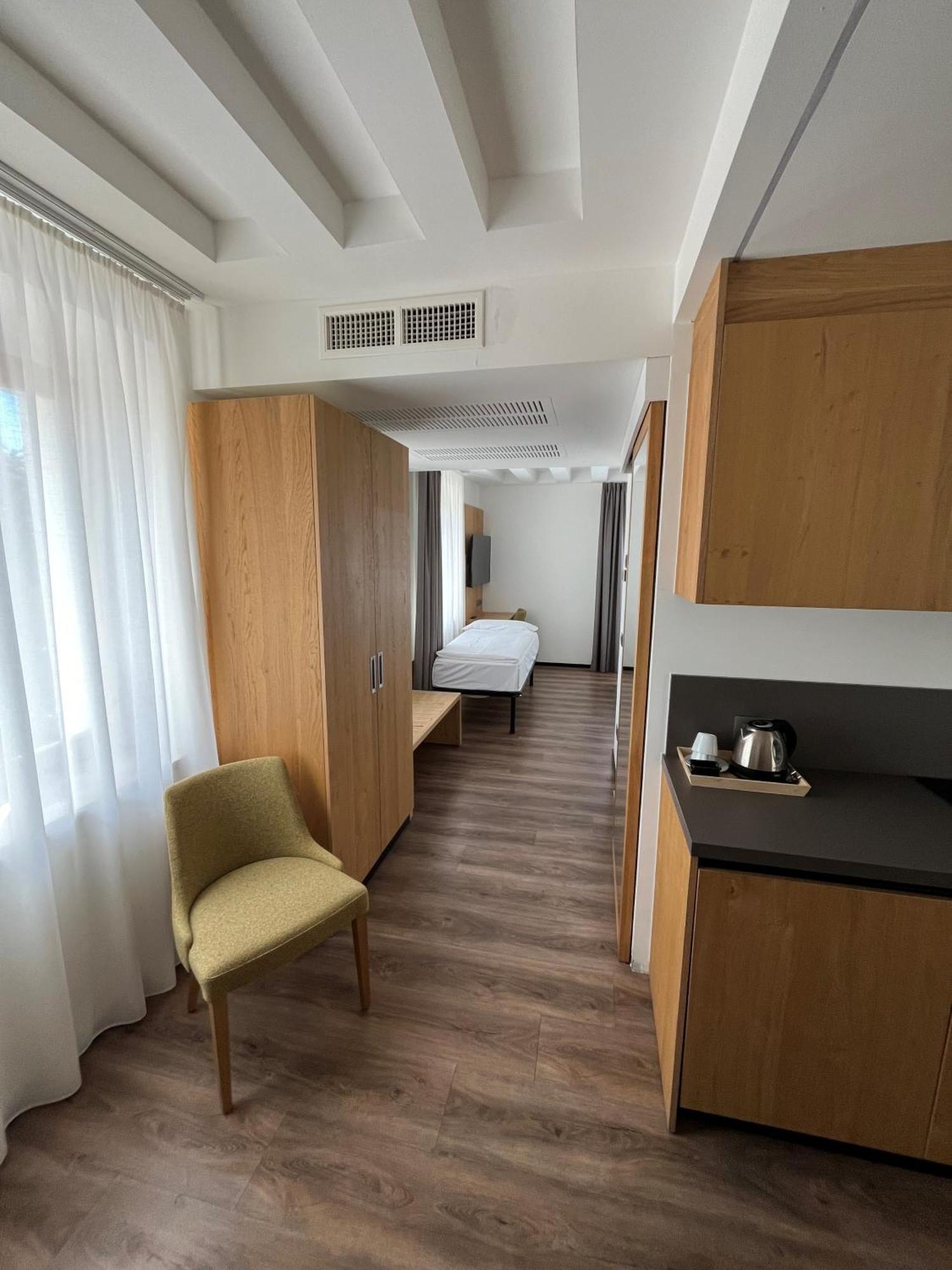 Hotel Belvedere Spiazzi Di Caprino Exterior photo